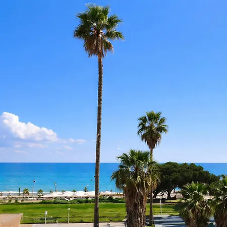 Апартаменты Roccella Blu Holidays *